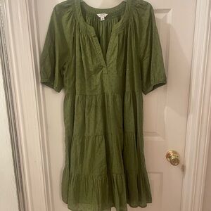 Crown and Ivy dress EUC